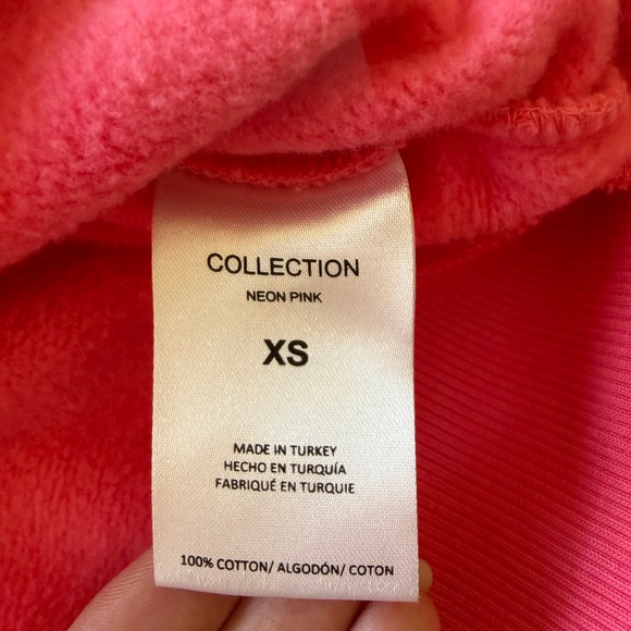 Favorite Daughter Oversized Bright Pink Woman’s Sweatshirt - Picture 5 of 6